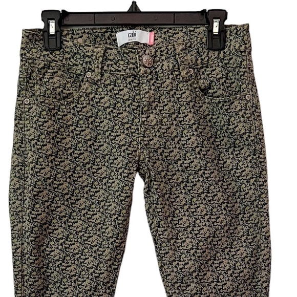 Cabi Ditsy Olive Green Floral Stretch Skinny Jeans Size 2 Style# 5083 - Picture 2 of 13